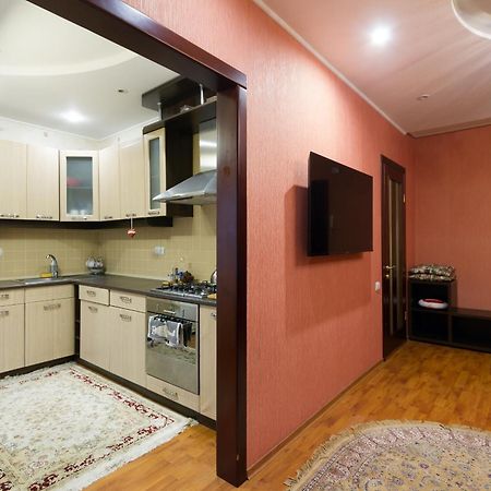 Apartment Гагаріна-Даффі Dnjepropetovsk Buitenkant foto